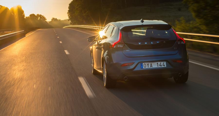  Volvo V40 2012 года  (фото 92 из 183)